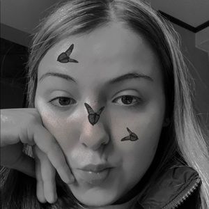 Meet your Posher, Alexis